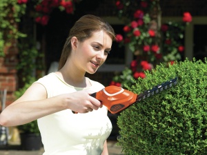 Fierastrau electric BlackDecker GSL700, 7V, 50min autonomie, greutate redusa - Img 3