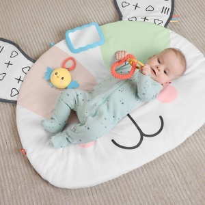 Fisher-Price HYR51 Activitati Sensoriale pentru Bebelusi Saltea de Joaca Extra-Large cu Motive Catel - Img 2