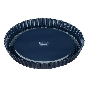Forma de copt pentru torturi Dr. Oetker 28 cm Emaille, culoare albastra, rezistenta la zgarieturi