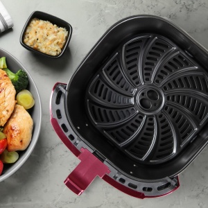 Friteuza cu aer cald BERGNER MAROON 1800W 6.9L cu ceramica, 8 programe - Img 3