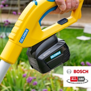 Gloria MultiBrush li-on - Perie multifunctionala fara fir / indepartarea buruienilor, poate fi folosita ca curatator de piatra, lemn, mortar, masina de tuns iarba, scarificator, aerator de gazon, set de 2 atasamente, fara baterie - Img 8