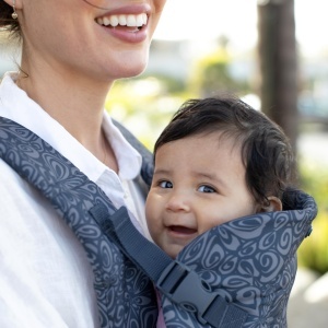 Infantino Flip Advanced 4-in-1 Babytrage Florales Marineblau Ergonomica pentru transport frontal si spate - Img 8