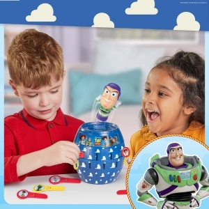 Joc de societate TOMY Pop Up Buzz Lightyear, pentru 2-4 jucatori, de la 4 ani - Img 5