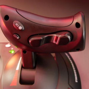Joystick Thrustmaster T.Flight Hotas X cu Schubhebel, Cablu, 12 Butoane - Img 5
