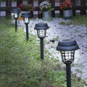 Lampa Anti Tantari Innovagoods cu Alimentare Solara, Design Modern, Multifunctionala - Img 7