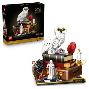 LEGO Harry Potter 76466 Set Colectie 25 Ani 1571 Piese Figurina Hedwig si 3 Minifigurine