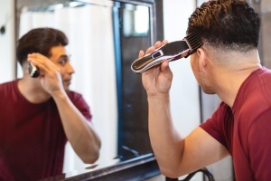 Masina de tuns si aparat de ras WAHL Clipper 2-in-1 acumulator Lithium-Ion functie wireless - Img 6