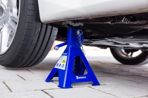 MICHELIN jack 2 tone capacitate de incarcare, 2 piese cadre de sustinere, reglabil pe inaltime 280 mm pana la 428 mm inaltime de ridicare suport din cauciuc, albastru, 2000kg - Img 2