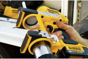 Pistol de unsare cu acumulator Dewalt de 18 volti DCGG571M1 presiune de lucru 690 bari capacitate 400 gr cu cartuse si 473 gr Fabricat din containere  - Img 6