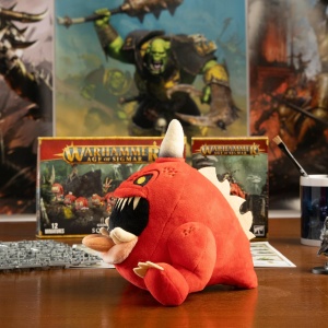Plush Warhammer GNASHA-SQUIG de la Club Mocchi Mocchi, 30 cm, moale si pufos - Img 5