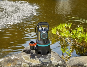 Pompa submersibila pentru apa murdara Gardena 16000: Pompa submersibila cu debit 16.000 l/h, functie automata, intrerupator plutitor cu functie de functionare continua, sistem de cuplare rapida, 450 W (9042-20) - Img 8