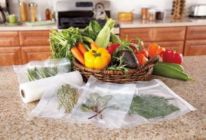 Rola vidare Foodsaver FSR2002-I 20cm x 67m set 2 bucati BPA-free - Img 6