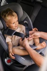 Scaun auto pentru copii MoMi EMI, 0-12 ani, 360 rotativ, ISOFIX, 3-36 kg - Img 13