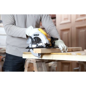 Sega circulare DEWALT DWE560-QS, 1350W, diametru lama 184mm, adancime taiere 65mm - Img 9