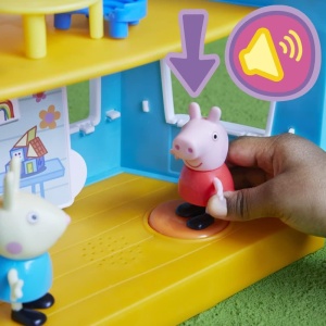 Set de Joaca Peppa Pig Clubhaus cu Sunete, 2 Figurine si 7 Accesorii - Img 8