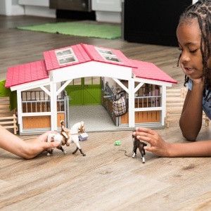 Set de Joaca Schleich - Ferma Ecvestra cu Lissi si Cai, 97 Piese - Img 2