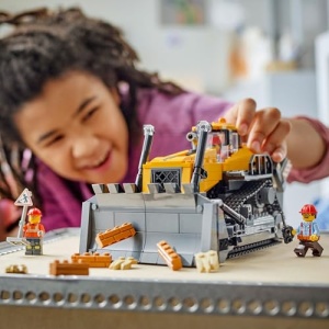 Set LEGO City Bulldozer Galben 60466 682 Piese cu Mini-Figuri si Accesorii - Img 9