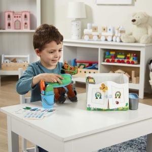 Set Melissa Doug Ingrijire Cal - Jucarie cu Accesorii pentru Hranire si Periaj - Img 2