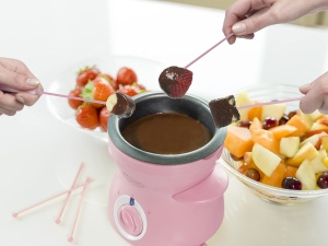 Set Mini Fondue de Ciocolata Bestron DCM043, 25W, 0.3L, Rosa - Img 4