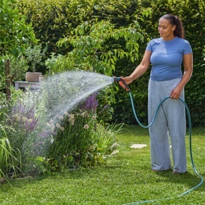 Set Pulverizator Multifunctional GARDENA Classic, 4 Tipuri Spray, Rezistent UV - Img 9