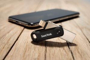 Stocare externa SanDisk iXpand Go 256 GB, USB 3.0, compatibil iPhone si iPad - Img 4