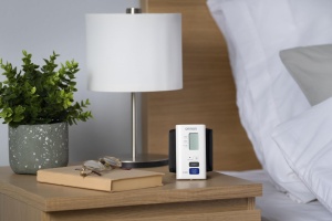 Tensiometru OMRON NightView la incheietura mainii, masurare validata clinic, silentioasa si convenabila, cu functie de masurare automata pe timp de noapte (dupa 4 ore, la 2 si 4 dimineata), aplicatie gratuita pentru smartphone - Img 6