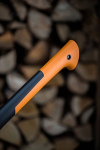 Topor de despicat Fiskars, inclusiv lama/protectie de transport, lungime: 60 cm, acoperit antiaderent, lama din otel de inalta calitate/maner din plastic ranforsat cu fibra de sticla, negru/portocaliu, x17-m, 1,53 kg, 1015641 - Img 9