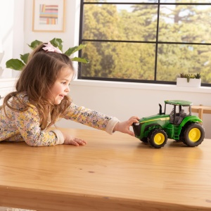Tractor John Deere Britains cu lumini si sunete, jucarie de fermier - Img 6