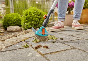 Unelte de gradina Gardena combisystem 3in1 Fugenreiniger, cu cutit din otel inoxidabil si perii metalice - Img 8