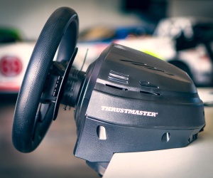 Volan de curse Thrustmaster T300 RS GT Force Feedback, 25W, cu 3 pedale - Img 3