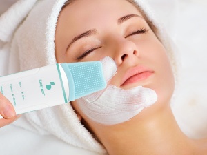 Aparat de curatare faciala Beper P302VIS003 Ultrasunete si masaj pentru toate tipurile de piele - Img 5