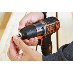 Aparat de gaurit cu acumulator BlackDecker 18V, 1.5Ah, cu AutoSense si cutie - Img 3