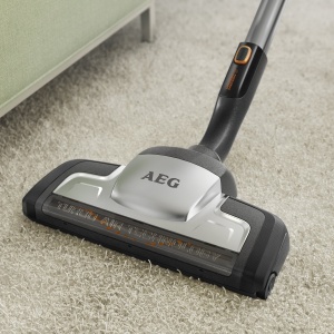 Aspirator AEG AZE119 Turbodusa pentru Tepici, putere mare, design ergonomic - Img 3