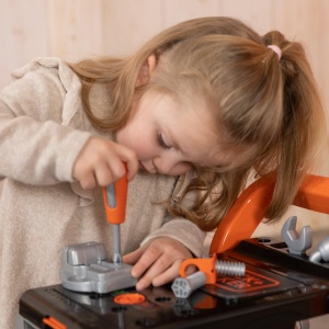 Banc de lucru pentru copii Smoby Black Decker 3-in-1 cu 18 accesorii - Img 6