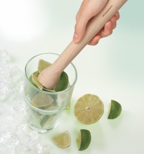 Barstoesel Fackelmann din lemn, 22 cm, pentru cocktailuri, culoare maro - Img 2