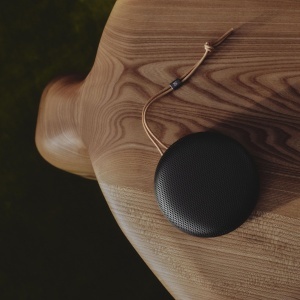Boxa portabila Bang Olufsen Beosound A1 (3rd Gen) Granite Cald, 24 ore autonomie - Img 3