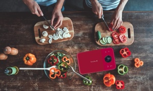 Cantar de bucatarie Terraillon, Poate fi conectat la smartphone/tableta, Calcul consum de energie, Cu functie de tara, Indicator de lichid, Temporizator, Bluetooth Smart, 5 kg, NutriTab, Rosu afine - Img 5