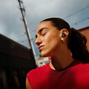 Casti audio Bose QuietComfort Ultra, Noise-Cancelling, 6 ore autonomie, Negru - Img 3