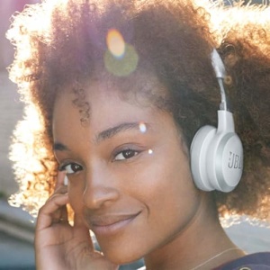 Casti Bluetooth On-Ear Wireless JBL Live 460 NC - Alb - Cu Anulare a Zgomotului si Asistent Vocal - Pentru pana la 50 de ore de placere a muzicii - Img 9