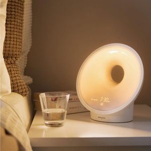 Ceas de trezire Philips HF365101 cu simulare rasarit, 25 niveluri luminozitate, radio FM - Img 3