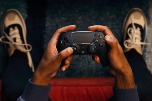 Controller wireless DualSense Sony PlayStation 5, negru, design ergonomic - Img 4