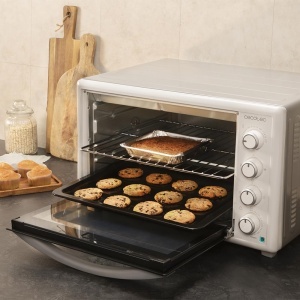 Cuptor cu convectie de masa Cecotec 60 litri BakeToast 6090 Gyro alb 2200 W Iluminat interior 12 functii Temperatura pana la 230degC Usa dubla din sti - Img 3