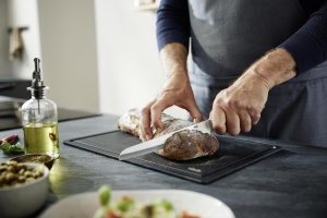 Cutit de paine Fissler Essential 19 cm din otel inoxidabil, cu lama zimtata - Img 2
