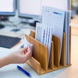Documentehalter Bambus Relaxdays, 5 Facher, 23 x 24,5 x 20,5 cm, Natur - Img 2