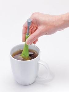 Fabrica de ceai Fackelmann cu storcator, strecuratoare de ceai din otel inoxidabil, infuzor de ceai pentru bere, amestecare si stoarcere (culoare: verde/gri), cantitate: 1 bucata - Img 5