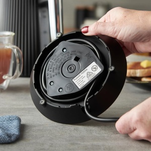 Fierbator Russell Hobbs Bronte 26750-70 17L 2400W Negru Mat - Img 6
