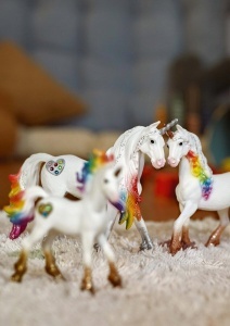 Figurina Unicorn Rainbow Schleich BAYALA, 3 x 13 x 11 cm, Detalii Stralucitoare - Img 6