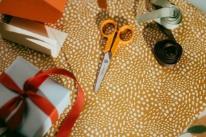 Foarfeca Hobby Fiskars Classic, 13 cm, pentru dreptaci si stangaci, culoare portocalie - Img 4