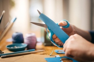 Foarfeca pentru copii Fiskars, 18 cm, din otel inoxidabil, culoare turcoaz - Img 2