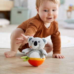 HABA Stehauffigur Koala 1306656001 Jucarie pentru Bebelusi 6 luni cu Sunete si Elemente de Motorica - Img 2